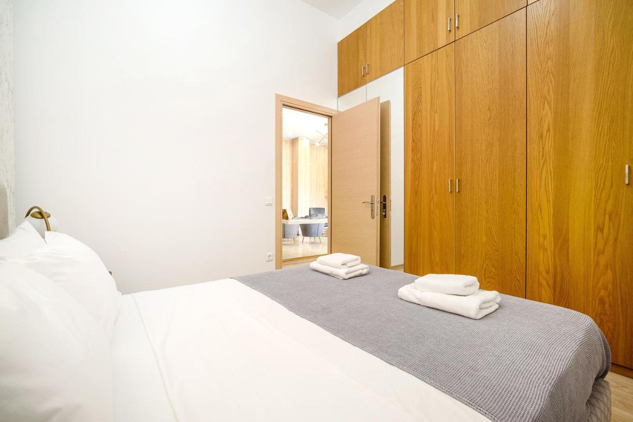 Gk City Vibe Apartment Athens Luaran gambar
